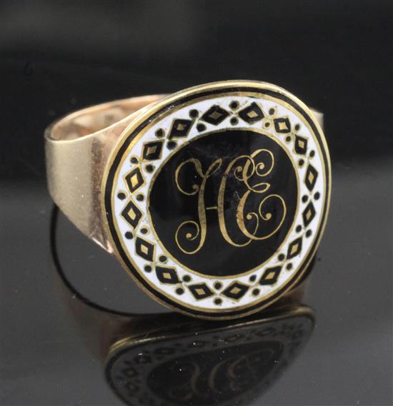 A George III gold and two colour enamel mourning ring, inscribed Hester Lady Edmonstone Ob. 11 April 1796 at 65, size U/V.